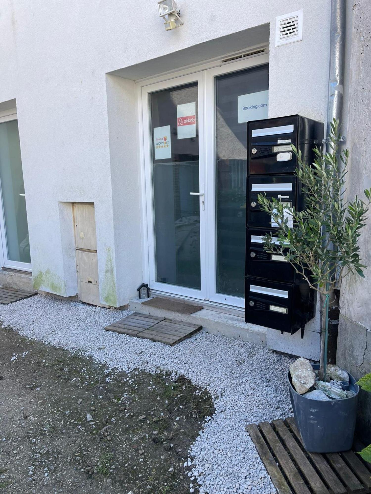Appartement Villiers Sur Morin Proche De Disneyland Eksteriør bilde